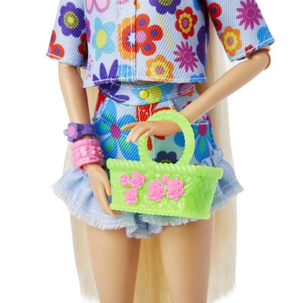 Barbie Extra Doll With Pet Bunny دمية باربي اكسترا مع أرنب أليف - Image 5