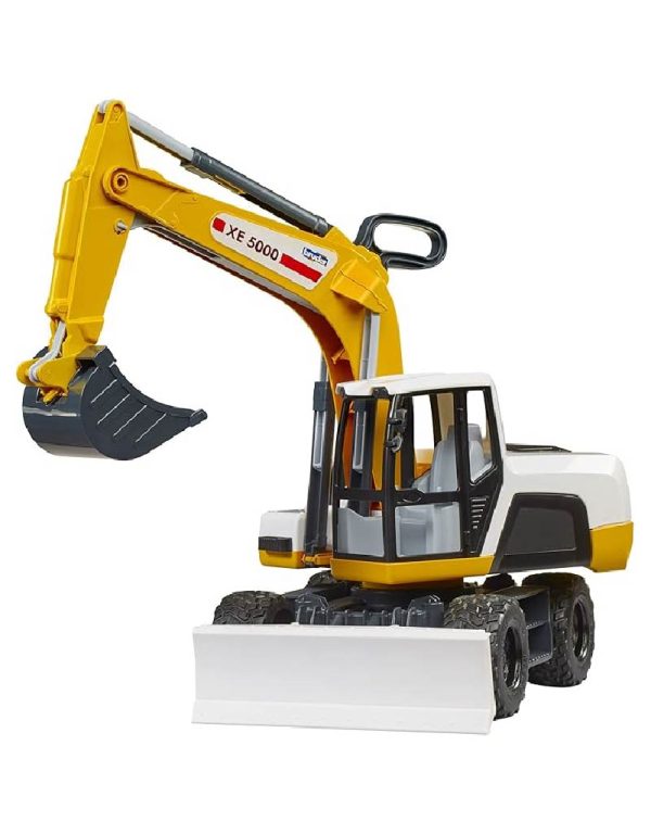 ⁦Bruder Mobile Excavator Yellow/White حفارة برودر متنقلة⁩ - الصورة ⁦6⁩