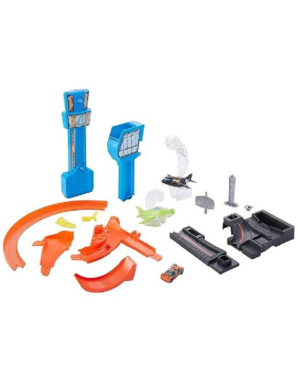 ⁦Hot Wheels Jet Jump Airport Play set سكة سيارات هوت ويلز مطار⁩ - الصورة ⁦3⁩