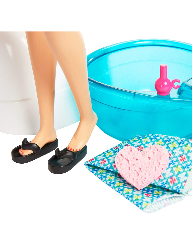 Barbie Mani-Pedi Spa باربي حمام مناكير - الصورة 2